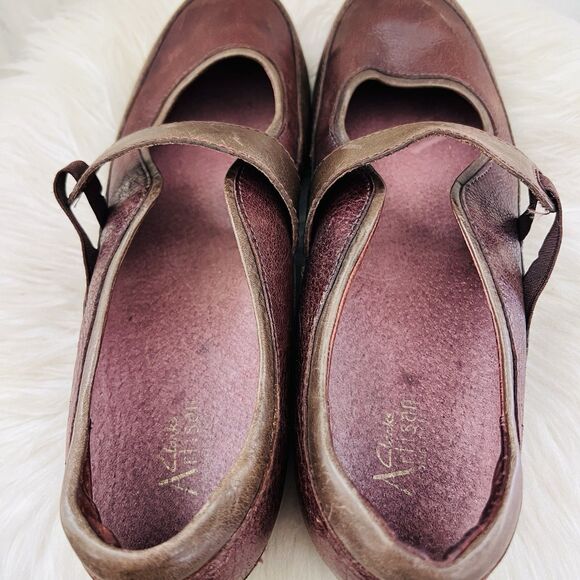 Clarks Artisan Burgundy Red Pebbled Leather Mary Jane Slip on Comfort Shoes 11M - Picture 6 of 9